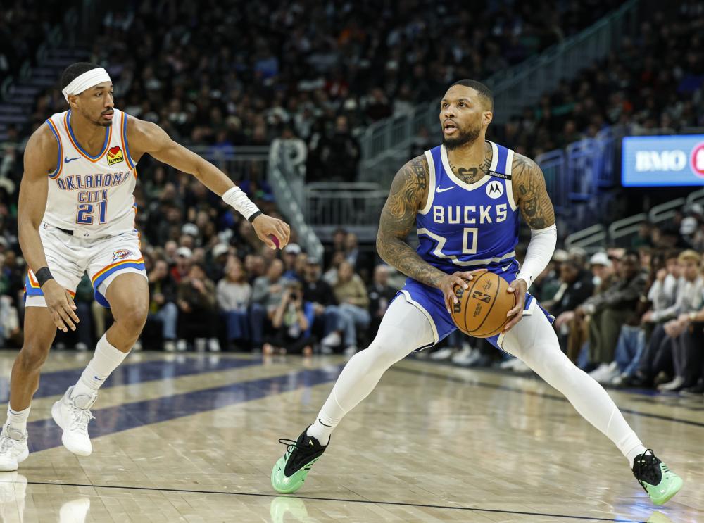 还在更衣室 还在更衣室