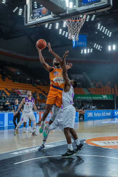 密切关注 密切关注