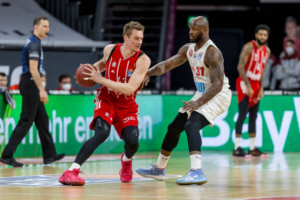 一笔可观的 一笔可观的